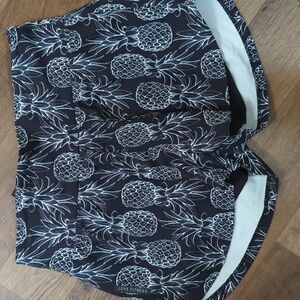 PINEAPPLE RUNNERS - Black